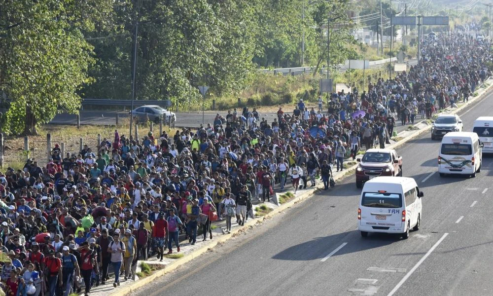 Θα γίνει χαμός στις ΗΠΑ! Ανοιχτό το ενδεχόμενο συλλήψεων μεταναστών σε σχολεία και εκκλησίες